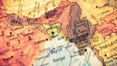 Осем ранени след инцидент с военен самолет на Мианмар в Индия