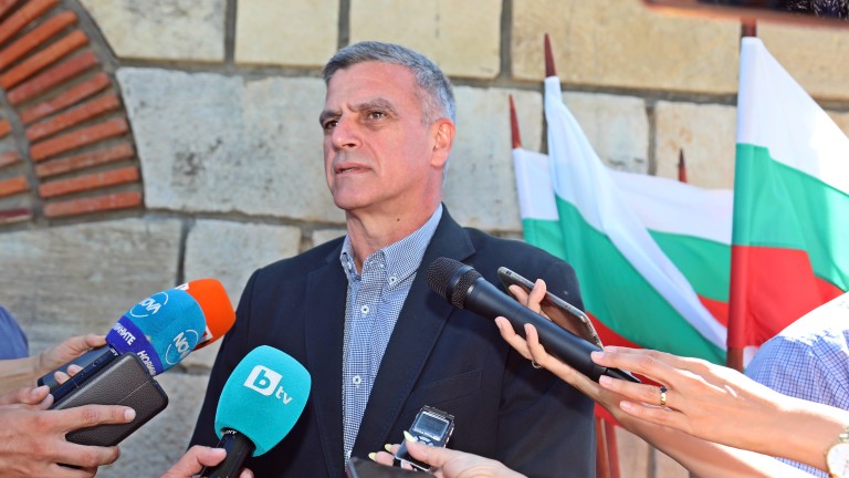 Янев: Да вземем пример от историята и да работим заедно за България