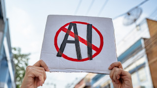 Италианският регулатор на поверителността в петък нареди забрана на ChatGPT