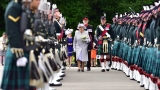 Притеснена за света, в който живеем, кралица Елизабет II откри новата сесия на шотландския парламент