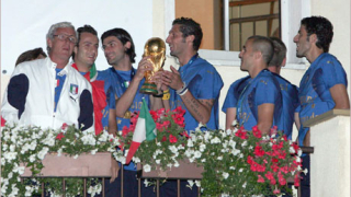 Футболистите на Италия и Рено спорят за „Лауреус"