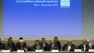 Сирийската опозиция поиска пари и оръжия на конференция в Париж