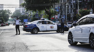 Хунтата в Мианмар уби най-малко 50 опозиционери 