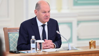 Германският канцлер в оставка Олаф Шолц каза че използването на