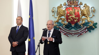 Президентът Румен Радев удостои на церемония в Гербовата зала на