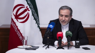 Най високопоставеният дипломат на Иран заяви че ядрените преговори със САЩ посредничени
