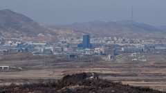 Северна Корея поставя мини в демилитаризираната зона