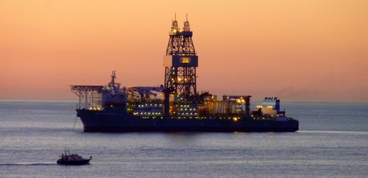 Total избра кораба, с който ще търси нефт и газ в Черно море