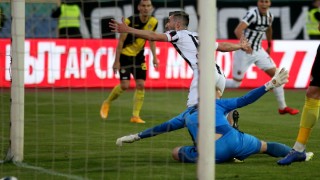 Локомотив Пловдив спечели Купата на България Черно белите победиха с 1 0