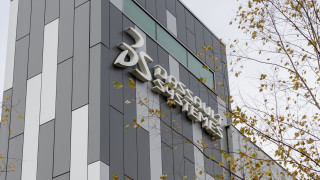 Главният изпълнителен директор на Dassault Aviation Ерик Трапие заяви че