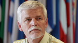  Тероризъм и съветско въздействие застрашавали Балканите, твърди натовски военачалник 
