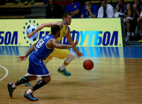 Олимпия (Любляна) покоси Левски и на баскетбол