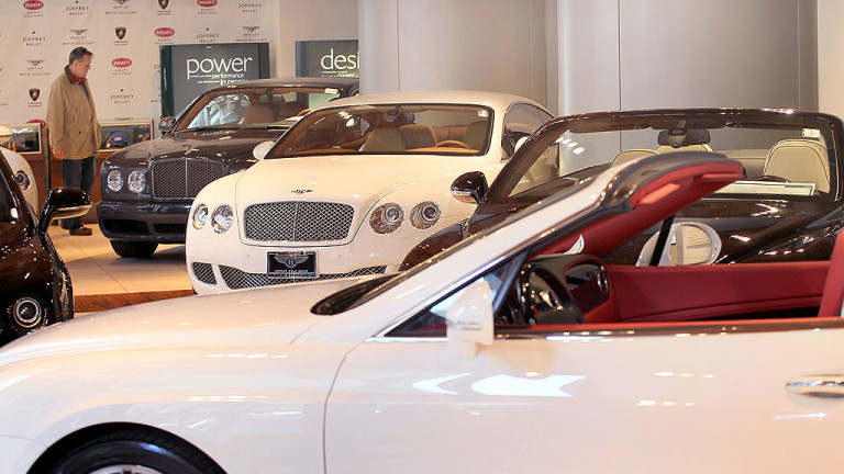 В Русия преброиха луксозните автомобили