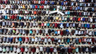 Мюсюлмански учен към Макрон: Вие сте в криза, а не ислямът