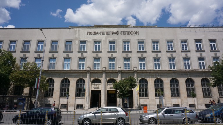 Пощенската палата във Варна става хотел