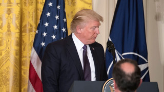 Призовавам Норвегия да изпълни своя ангажимент да отпусне 2 от