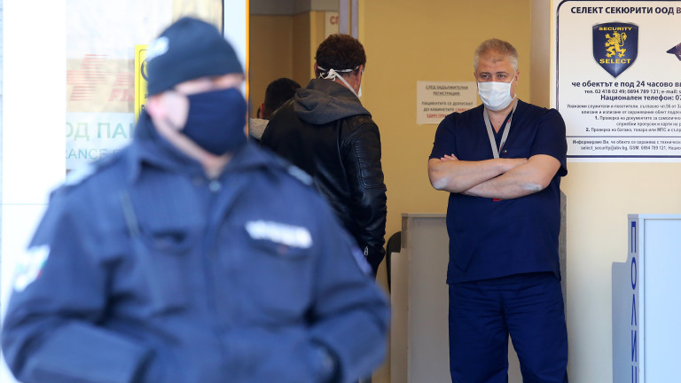 Утрояване на заразените в следващите седмици очаква шефът на "Пирогов"