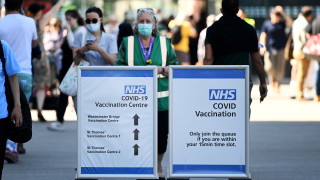 Италия, Франция и Гърция със задължителна ваксинация за здравните работници, Британия не е сигурна