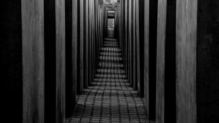 Въпреки че много от нас се отправят в чужбина за