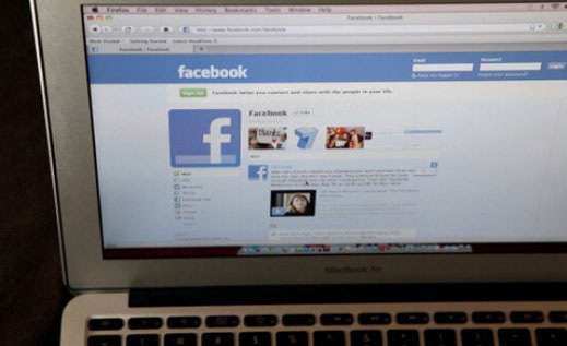 Осъдиха българка за клевета във Facebook