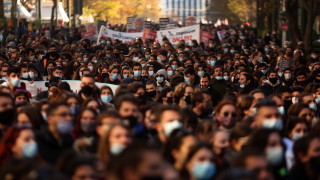 Хиляди студенти в Гърция излязоха на протест срещу планирани промени
