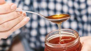 Медът е по добрата алтернатива на захарта натурален продукт без срок