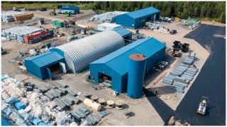 Канадска компания превръща пластмасовите отпадъци в мебели