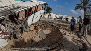 Най малко 70 палестинци загинаха при израелски въздушни удари в ивицата