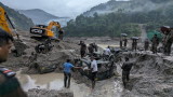  Най-малко 14 починали и 102 изчезнали след наводнения в североизточна Индия 
