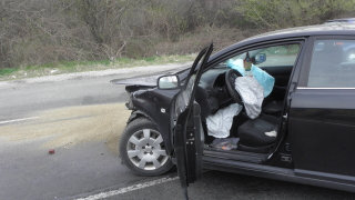 Двама загинали и двама пострадали при тежък пътен инцидент във Варненско