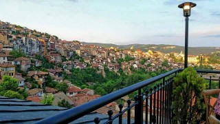 Община Велико Търново въвежда мораторум върху наемите на общински площи