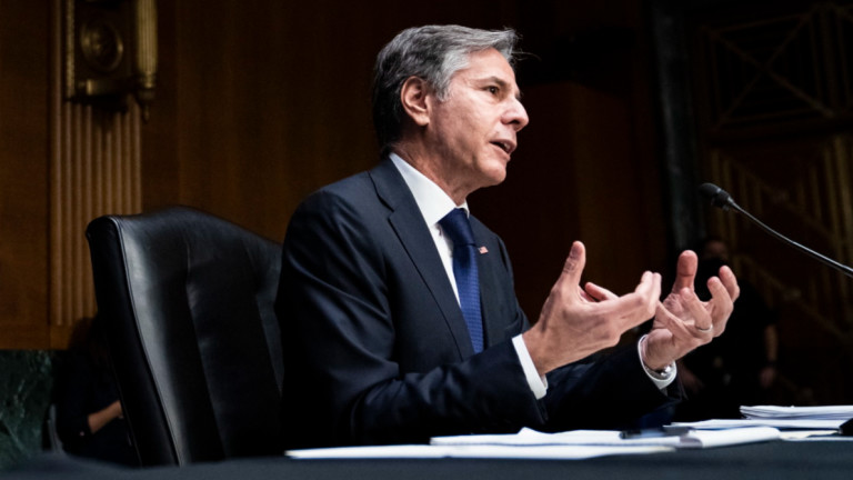 Блинкън успокоява Франция като жизненоважен партньор за загубените $40 млрд.