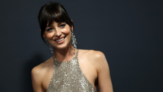 Празна банкова сметка и без пари за наем - Дакота Джонсън октровено за трудното начало на кариерата си