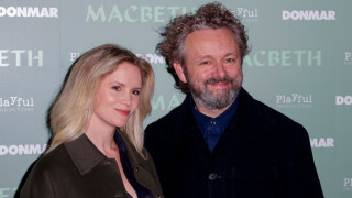 Трябва ли популярните личности да използват известността и богатството си