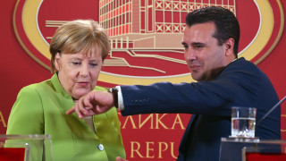 От Скопие Меркел благодари на Борисов и България за пробива на Балканите