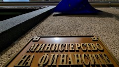 Дупката от 407 млн. за януари стана 500 млн. лв. излишък?