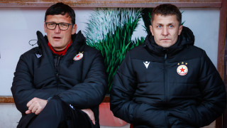 Треньорът на ЦСКА Саша Илич и помощниците му Величко Капланович