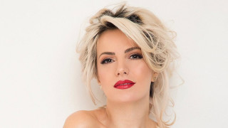 Поли Генова стана майка за първи път на 12 април тази