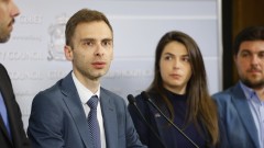Андрей Зографски пита: От тъпотия ли държавата продава държавни имоти