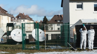 Хвърлиха граната по дом с бежанци в германски град