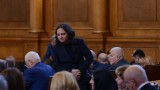Депутатите се захванаха с бюджета на ДОО