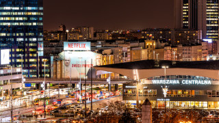 Акциите на Netflix достигнаха първия си рекорд от близо три