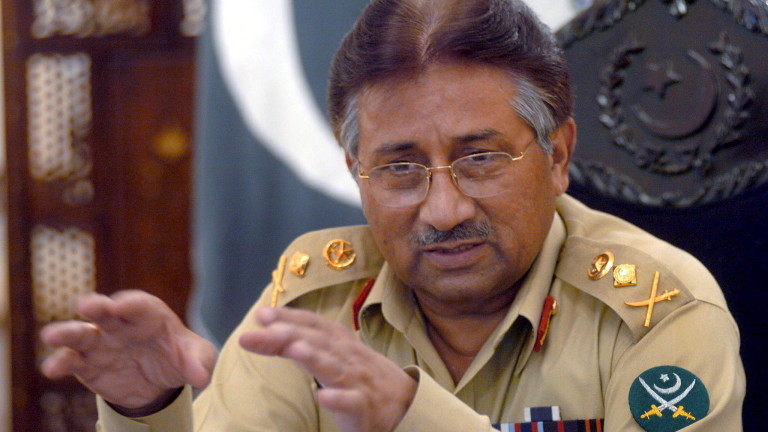 Бившият президент на Пакистан генерал Первез Мушараф почина на 79