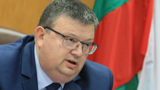Цацаров скастри партиите, трупащи рейтинг върху трупа на Виктория Маринова