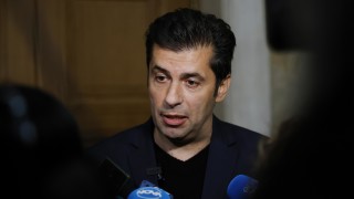 Днес Джевдет Чакъров изглеждаше като отвлечен от терористи Това заяви