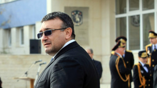 Трябва да се обсъдят всички възможности и да се направи