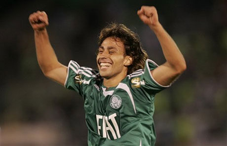 Палмейрас победи 9 души на Интернасионал