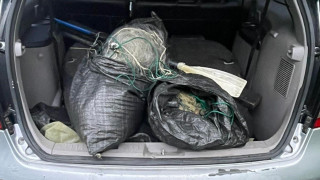 Лица извършващи нерегламентиран стопански риболов с хрилни мрежи във водите