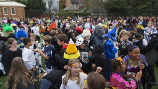Родители зоват Хелоуин да е далеч от училищата и детските градини