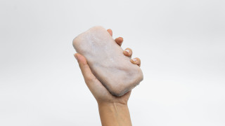 Желанието на производителите на смартфони да не спират да ни